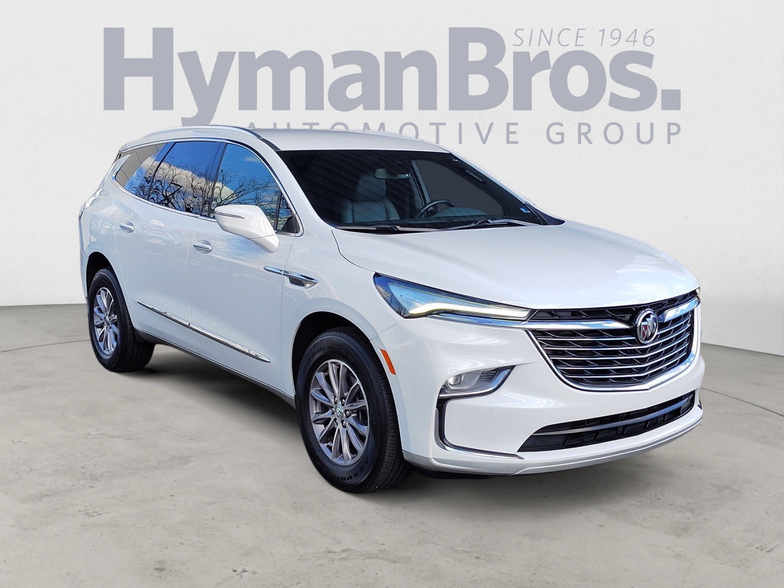 Used 2023 Buick Enclave Essence