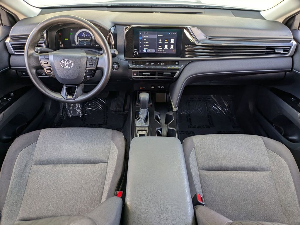 Used 2025 Toyota Camry LE FWD image 25