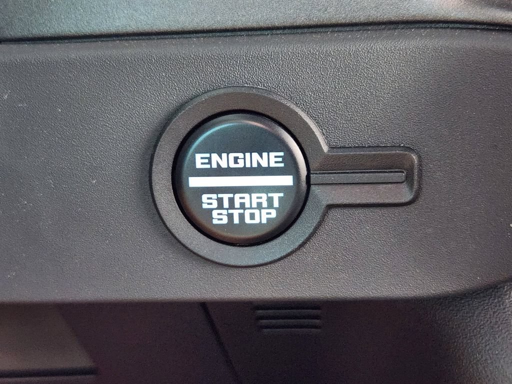 Used 2025 Ford Bronco 4-Door AWD/4WD image 26