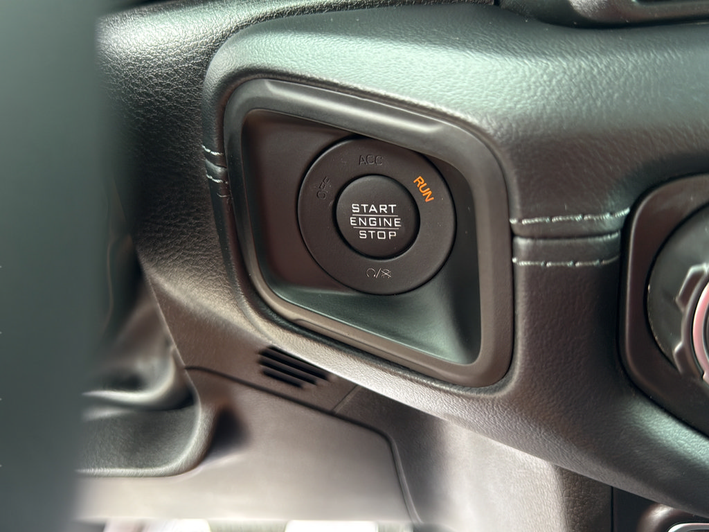 Certified 2026 Jeep Wrangler Unlimited Rubicon AWD/4WD image 26