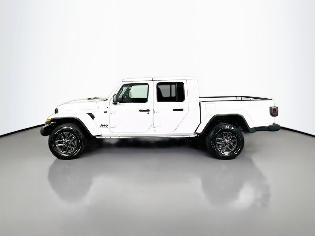 New 2025 Jeep Gladiator Sport AWD/4WD image 4