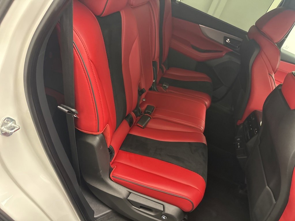 Used 2022 Acura MDX A-Spec image 11