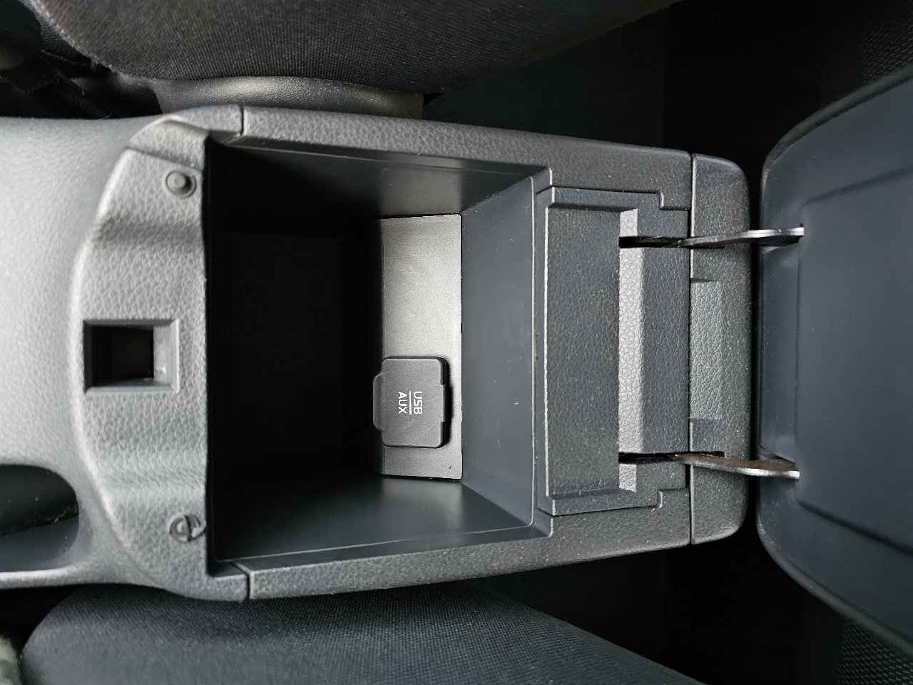 Used 2016 Nissan Sentra S image 52