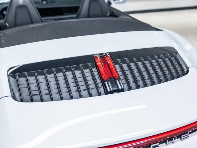 Certified 2024 Porsche 911 Carrera w/ Premium Package image 21
