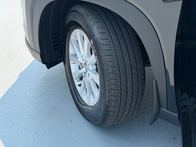 Certified 2024 Toyota Grand Highlander AWD image 29