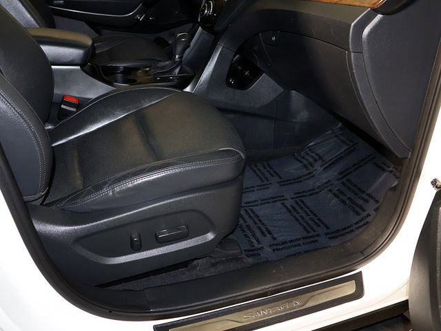 Used 2018 Hyundai Santa Fe Limited AWD/4WD image 36