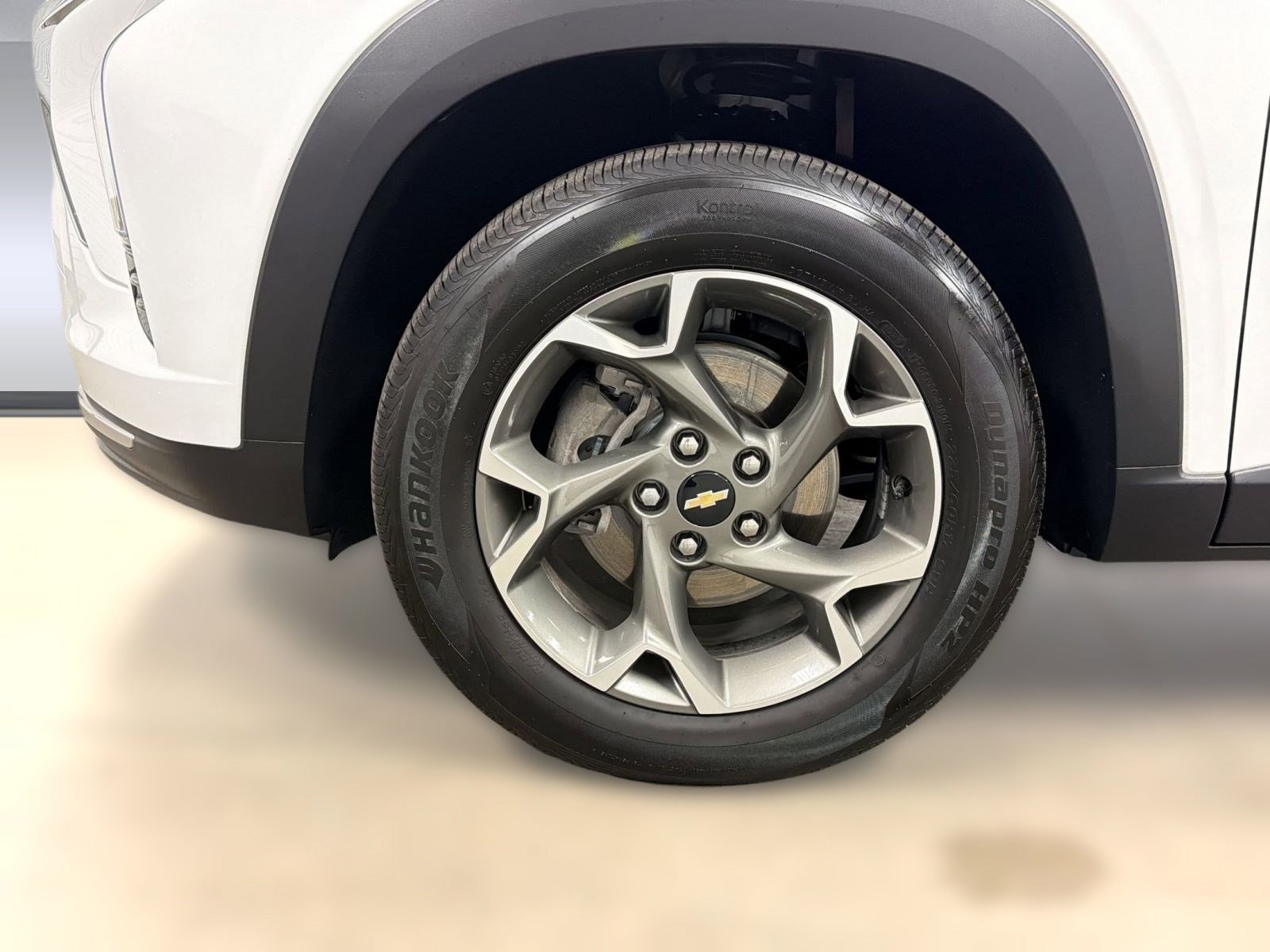 Used 2026 Chevrolet Trax LT w/ Driver Confidence Package FWD image 11