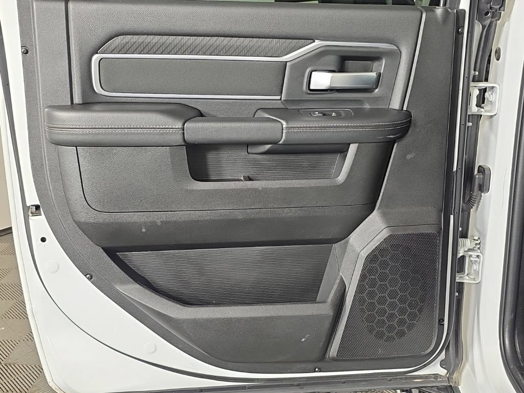 Certified 2026 RAM 2500 Big Horn AWD/4WD image 34