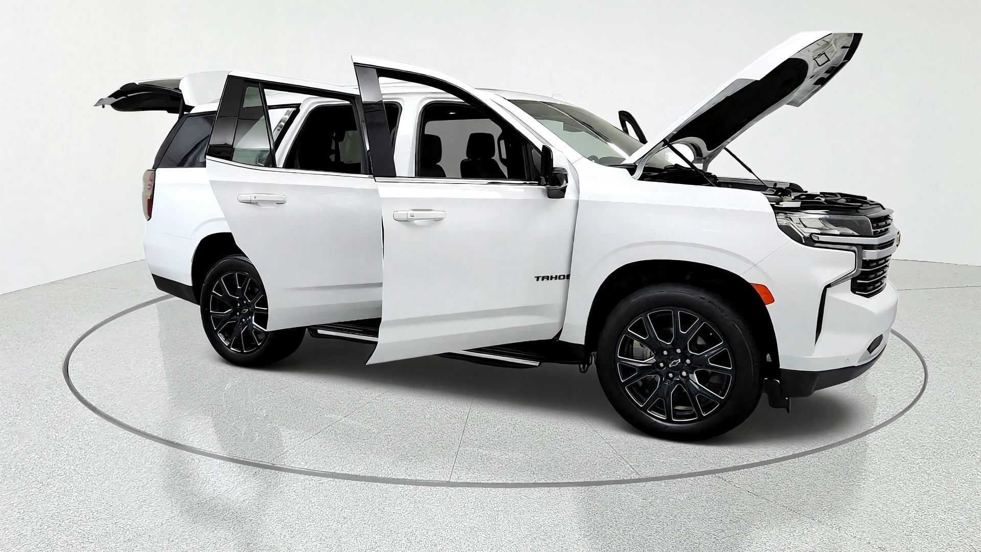 Certified 2023 Chevrolet Tahoe LT w/ LT Signature Plus Package AWD/4WD image 14