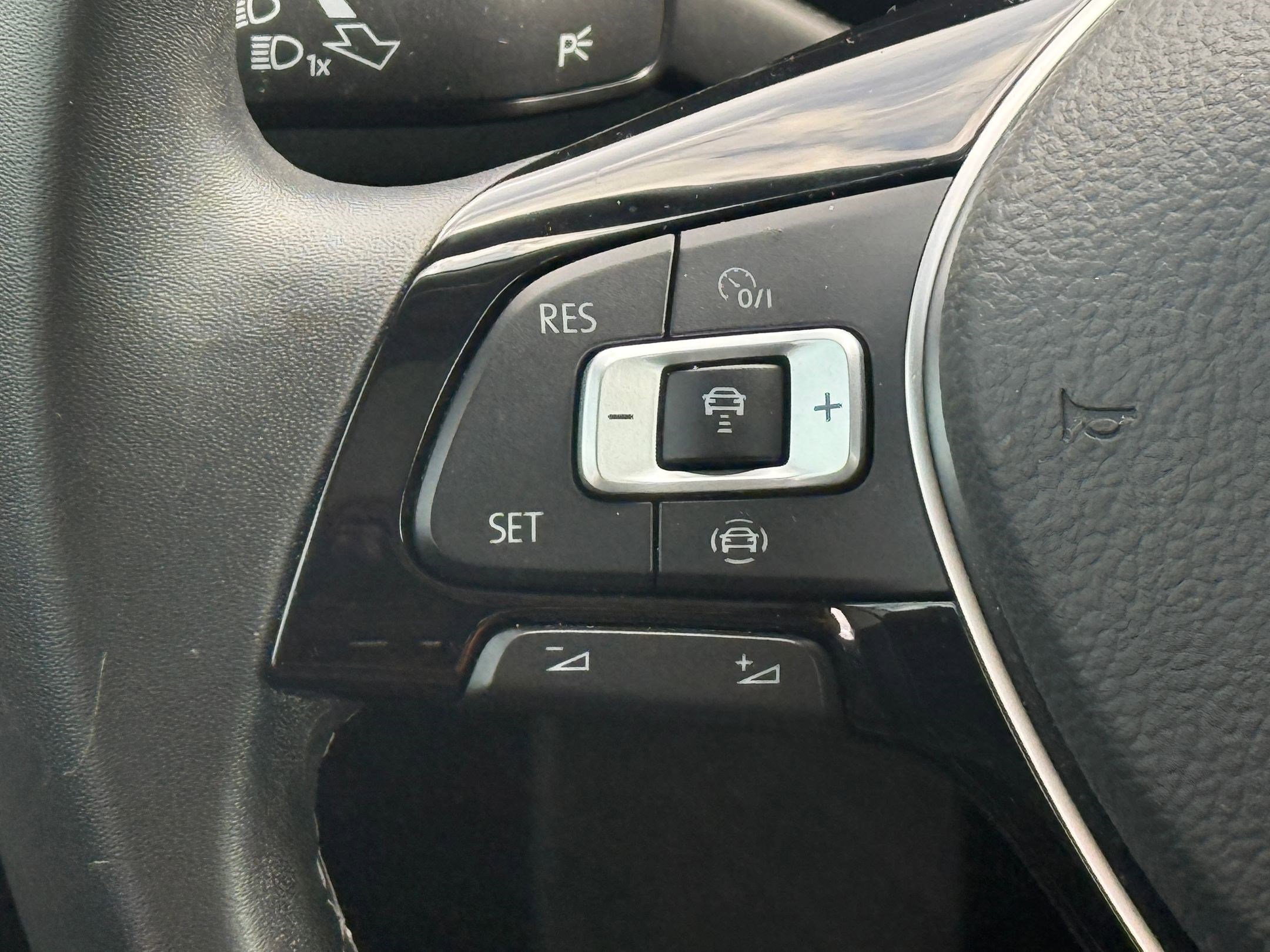 Used 2021 Volkswagen Jetta SEL image 15