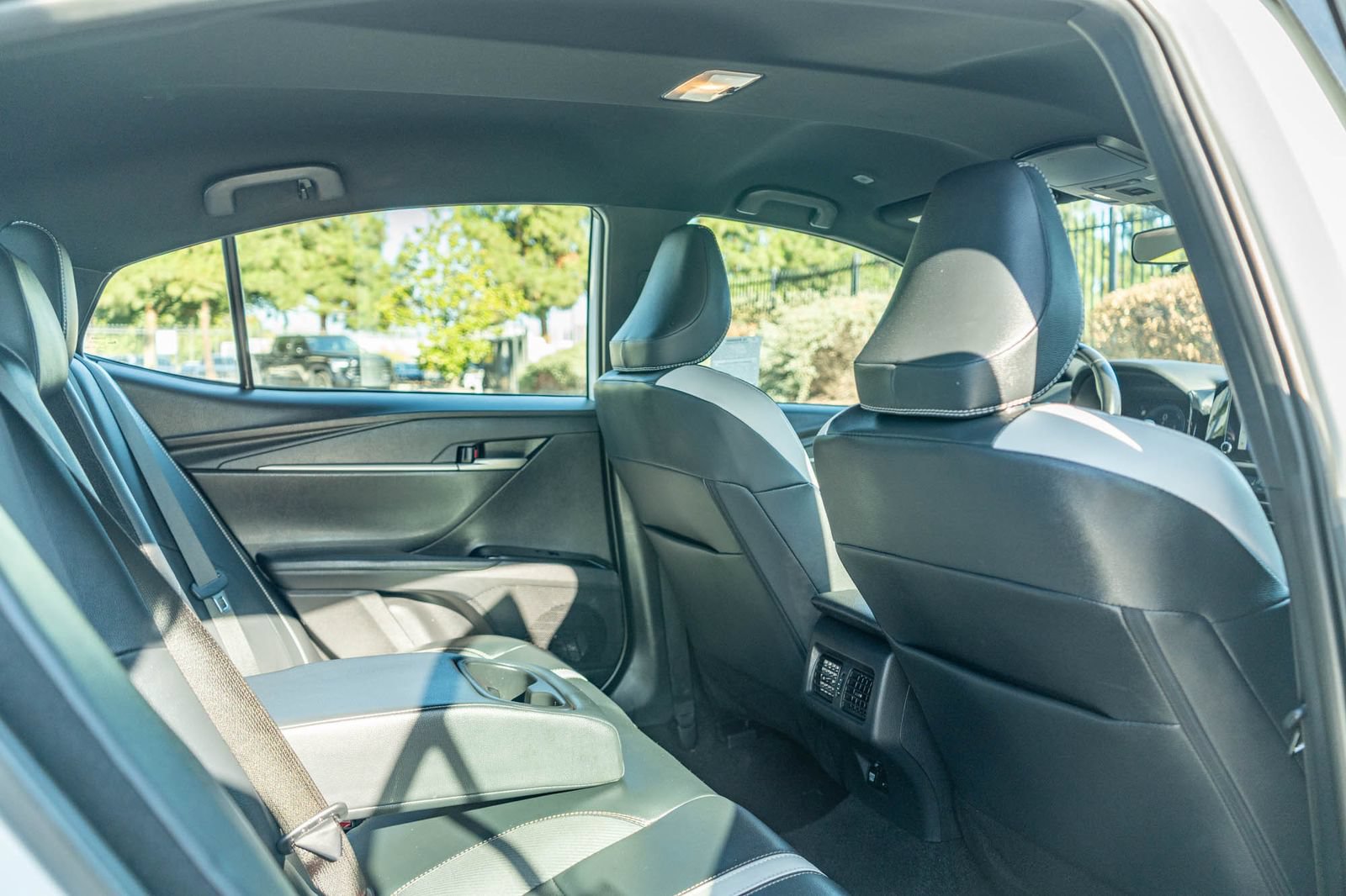 Certified 2025 Toyota Camry SE FWD image 18