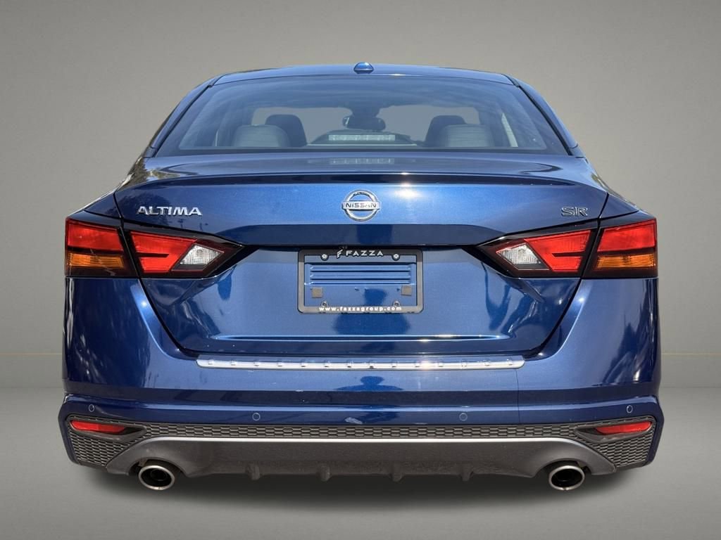 Used 2022 Nissan Altima 2.5 SR image 4
