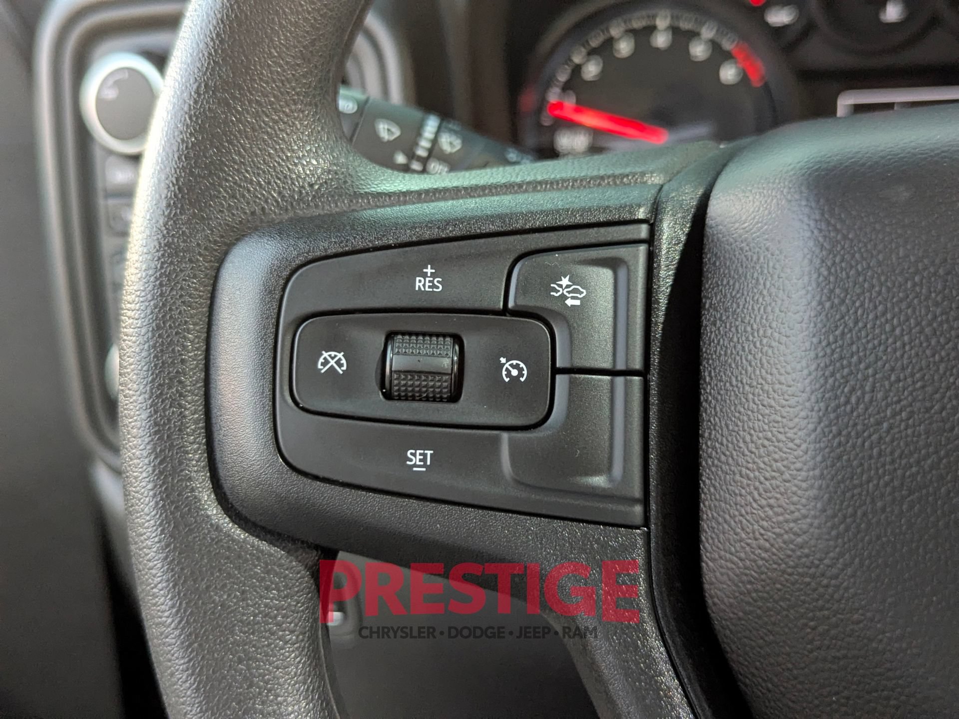 Used 2025 Chevrolet Silverado 1500 Custom Trail Boss w/ Turbomax Blackout Package AWD/4WD image 19