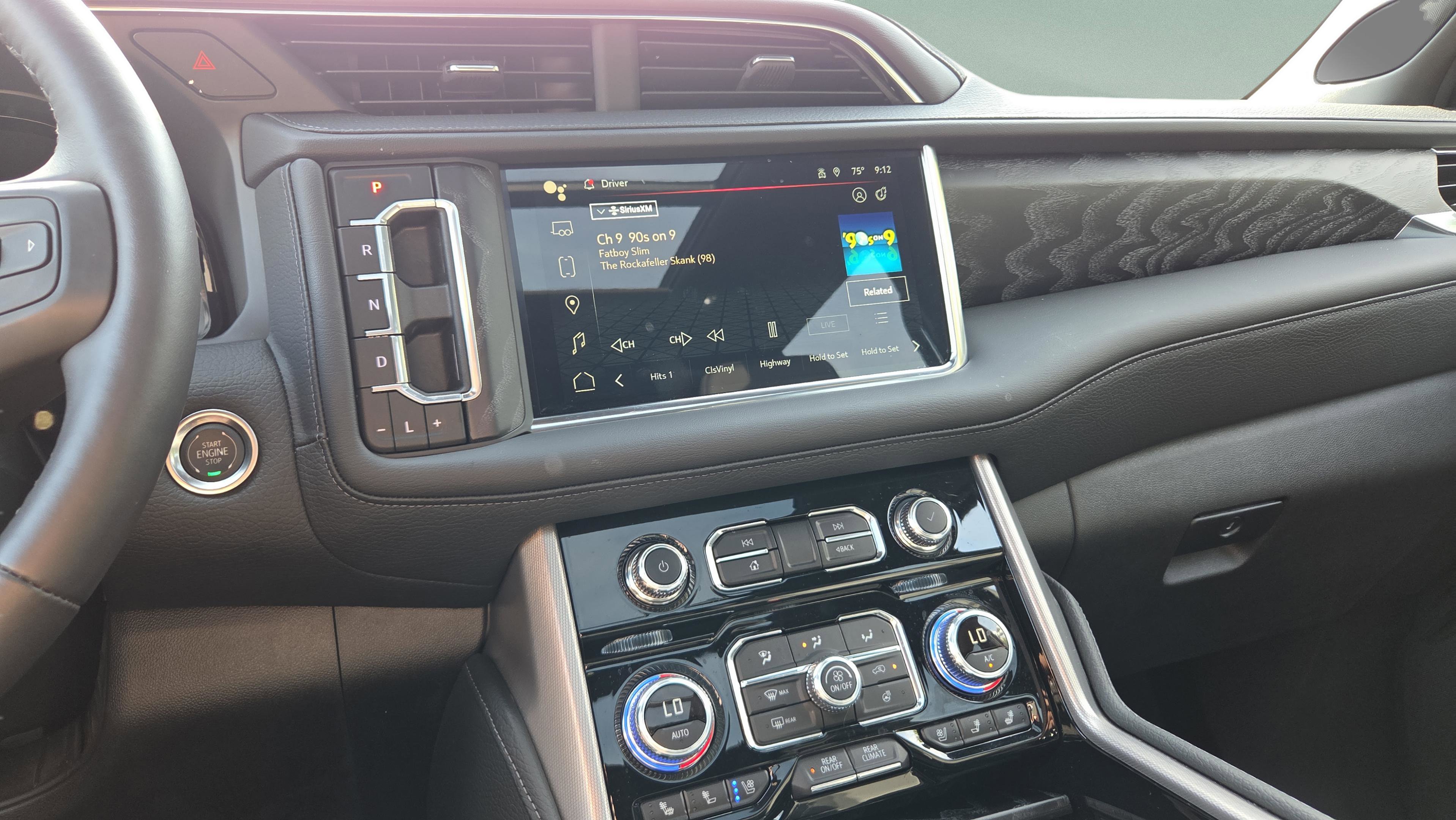 Certified 2024 GMC Yukon Denali w/ Advanced Technology Package AWD/4WD image 21