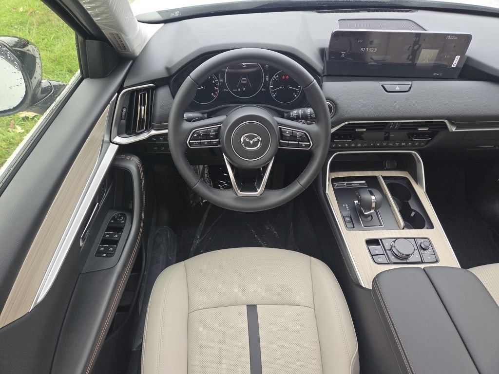 New 2026 MAZDA CX-70 3.3 Turbo w/ Preferred Package AWD/4WD image 18