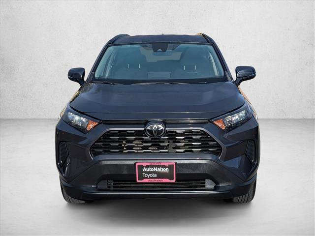 Used 2021 Toyota RAV4 LE video 2