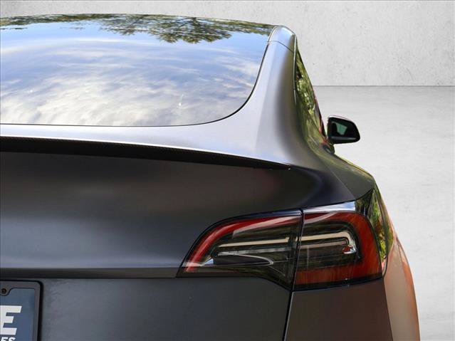 Used 2023 Tesla Model Y Long Range AWD/4WD image 8