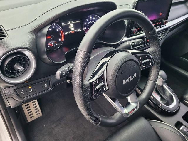 Used 2023 Kia Forte GT-Line w/ GT-Line Premium Package image 24