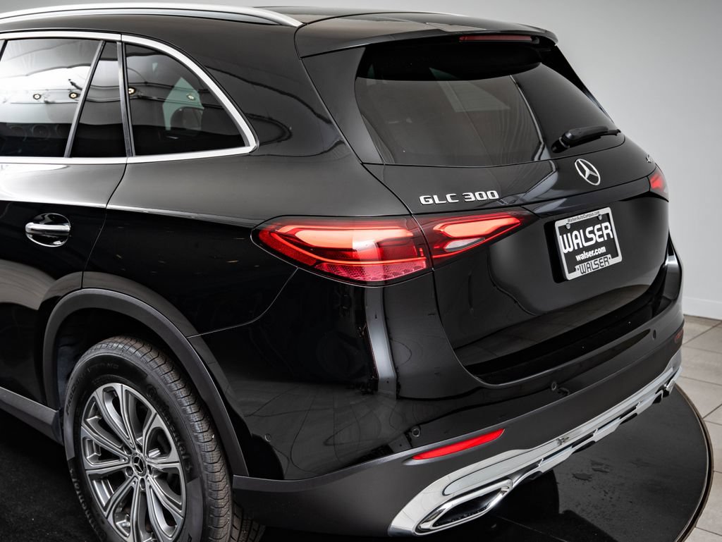 Certified 2026 Mercedes-Benz GLC 300 4MATIC image 19