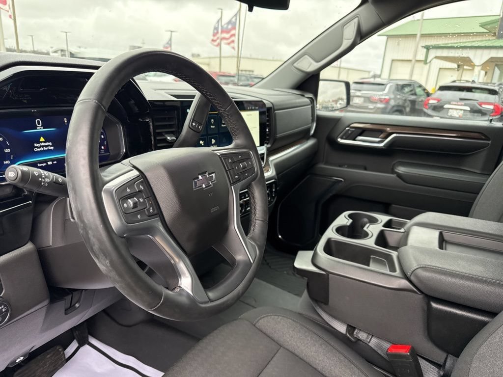 Used 2024 Chevrolet Silverado 1500 LT Trail Boss AWD/4WD image 24