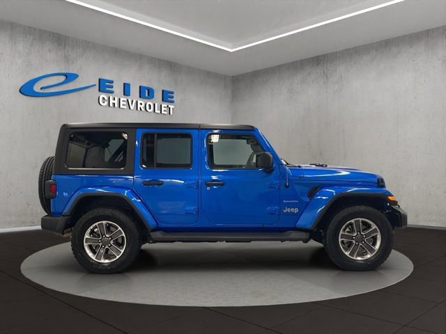 Used 2023 Jeep Wrangler Sahara AWD/4WD video 2