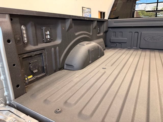 Used 2025 Ford F150 Lariat w/ Equipment Group 502A High AWD/4WD image 10