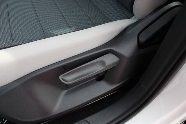 New 2026 Volkswagen Taos S FWD image 5