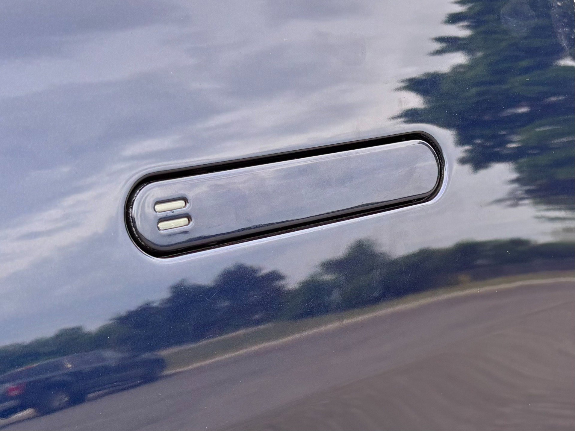 Used 2020 Aston Martin V8 Vantage Coupe RWD image 37