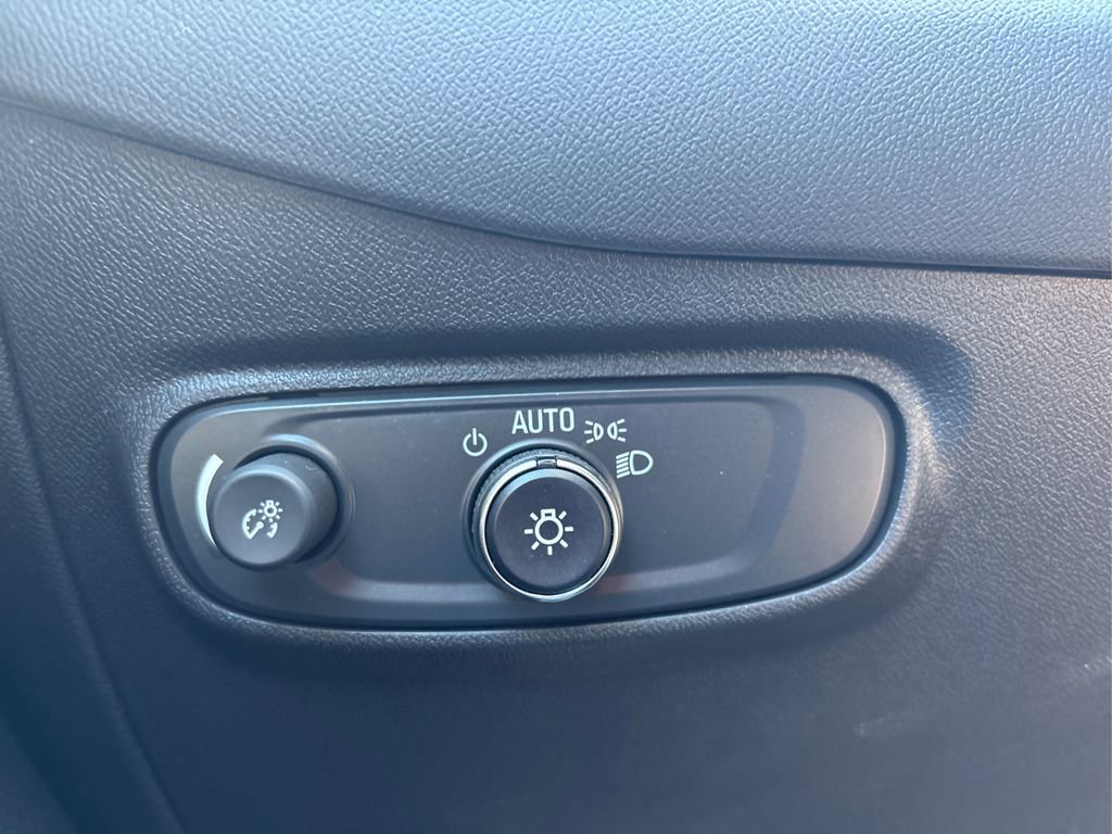 Used 2024 Chevrolet Equinox RS w/ RS Leather Package image 26