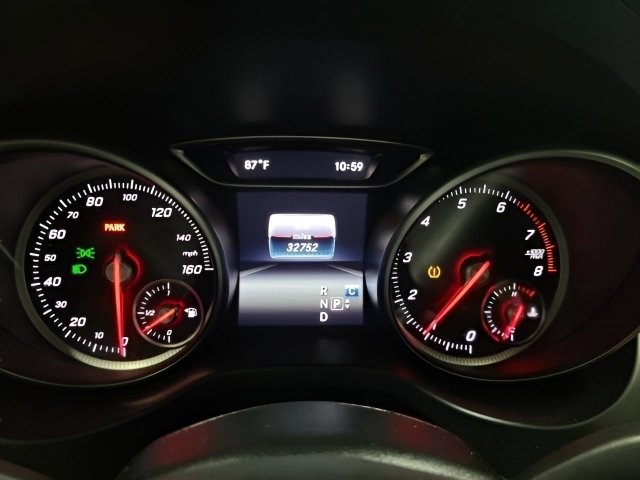 Used 2019 Mercedes-Benz CLA 250 4MATIC image 29