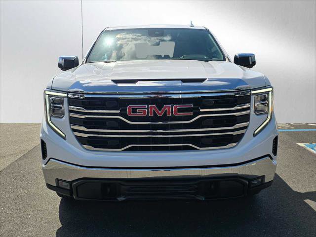 Used 2025 GMC Sierra 1500 SLT RWD image 7