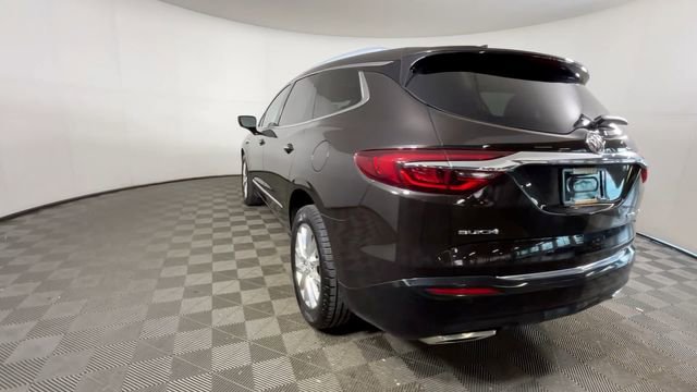 Used 2018 Buick Enclave Premium w/ Experience Buick Package FWD image 8