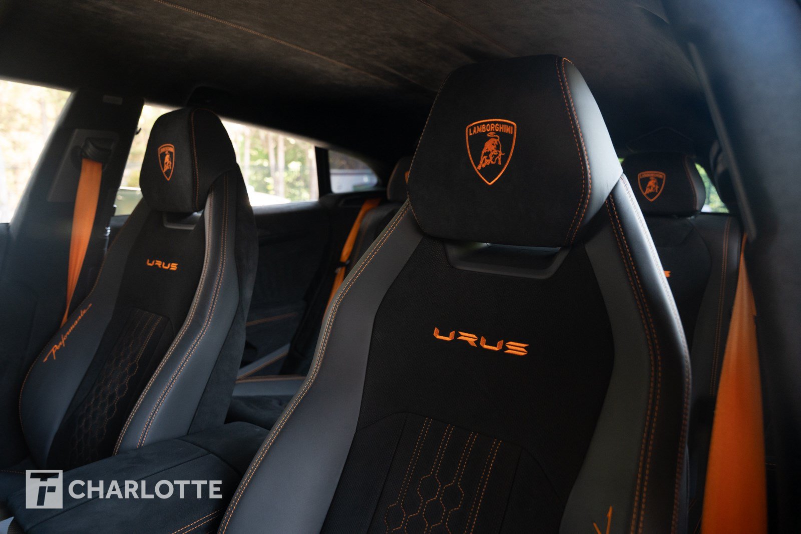 Used 2023 Lamborghini Urus Performante AWD/4WD image 20