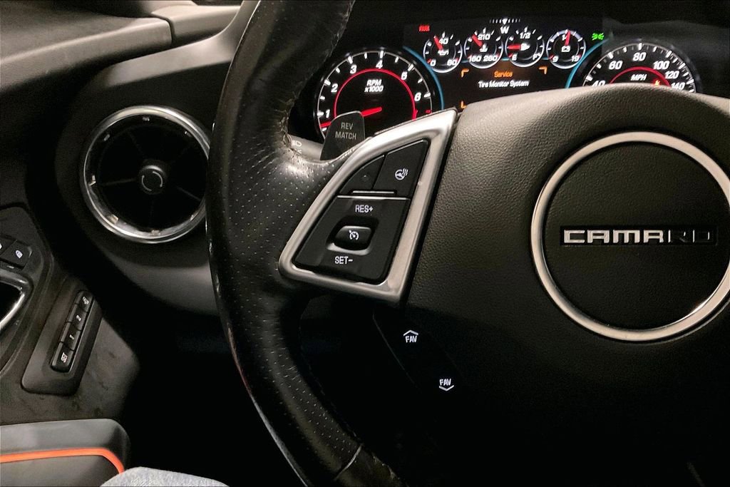 Used 2017 Chevrolet Camaro SS image 16