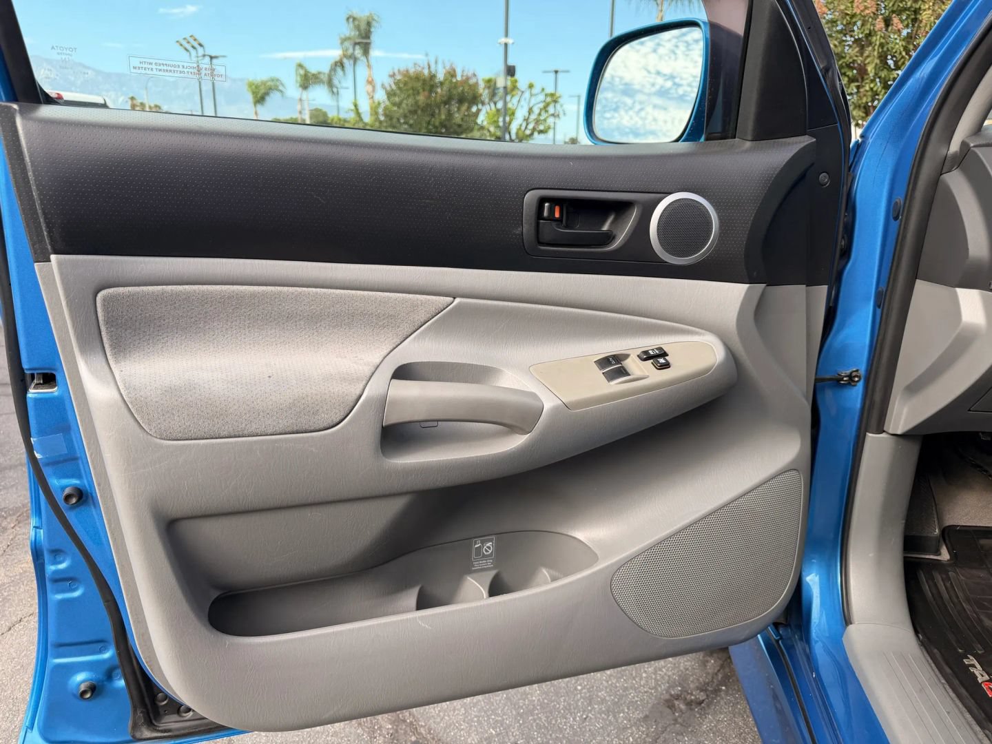 Used 2008 Toyota Tacoma X-Runner RWD image 10