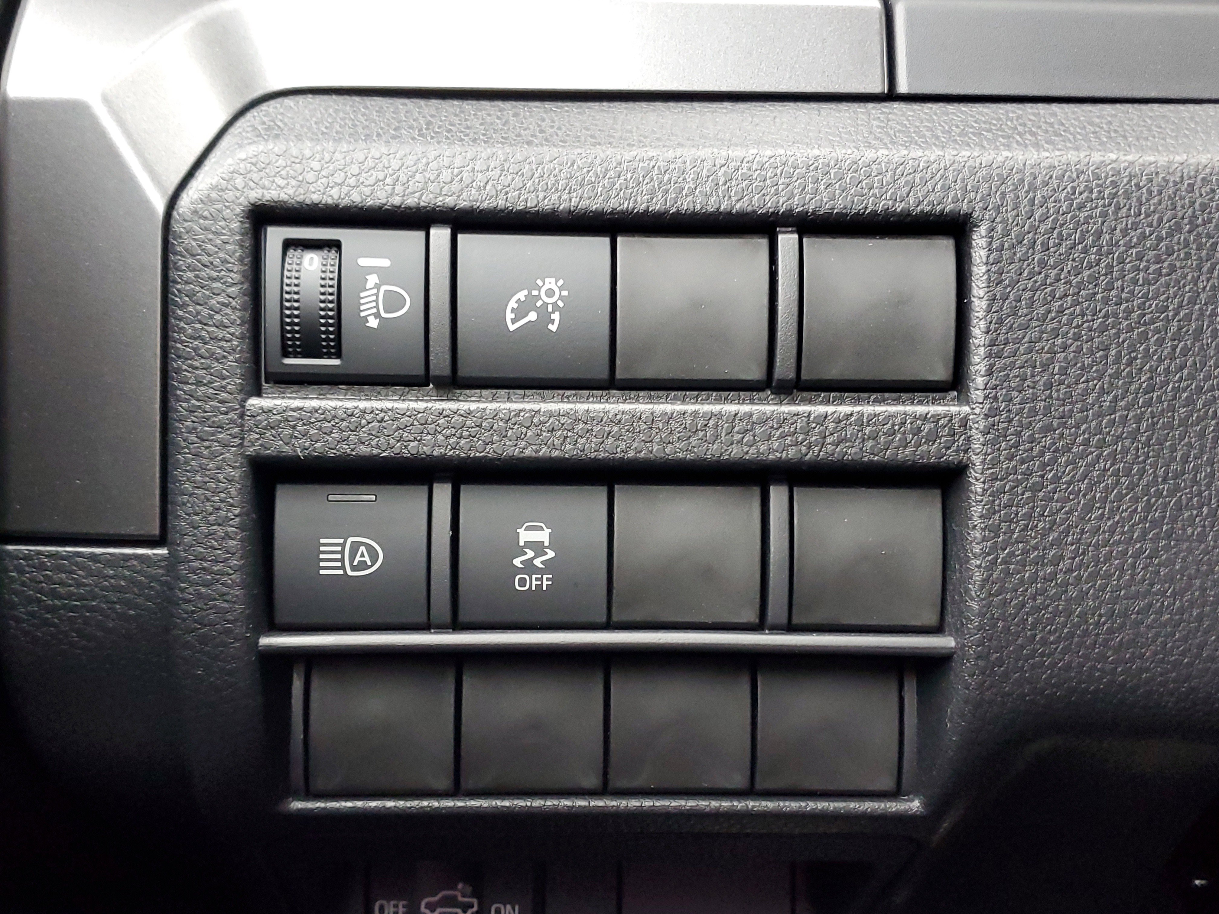 New 2025 Toyota Tacoma SR5 image 31