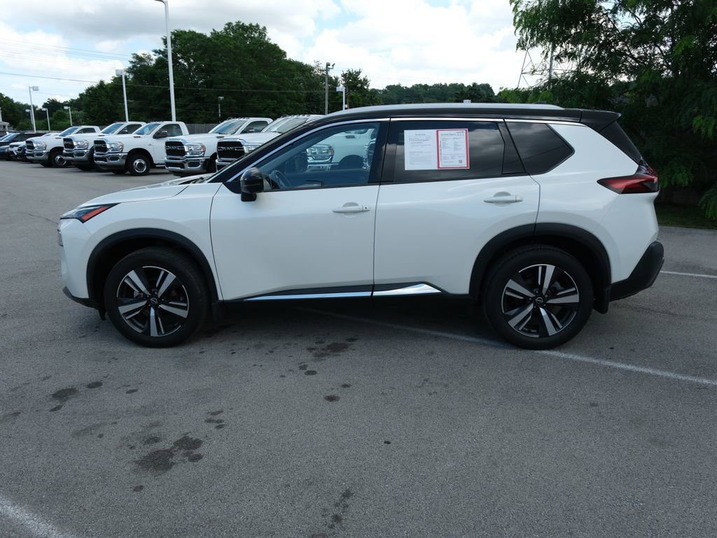 Used 2023 Nissan Rogue SL AWD/4WD image 10