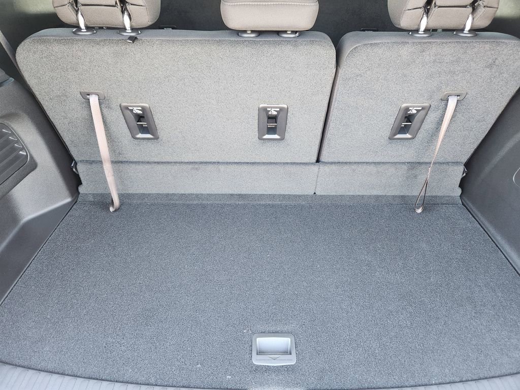 New 2025 GMC Acadia Elevation image 23