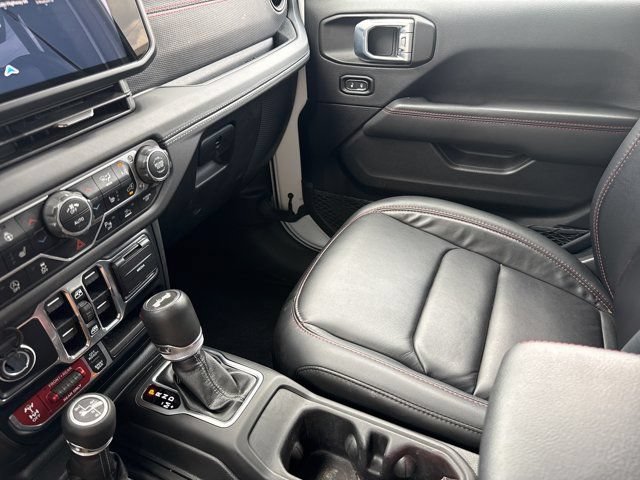 Used 2024 Jeep Wrangler Unlimited Rubicon AWD/4WD image 20