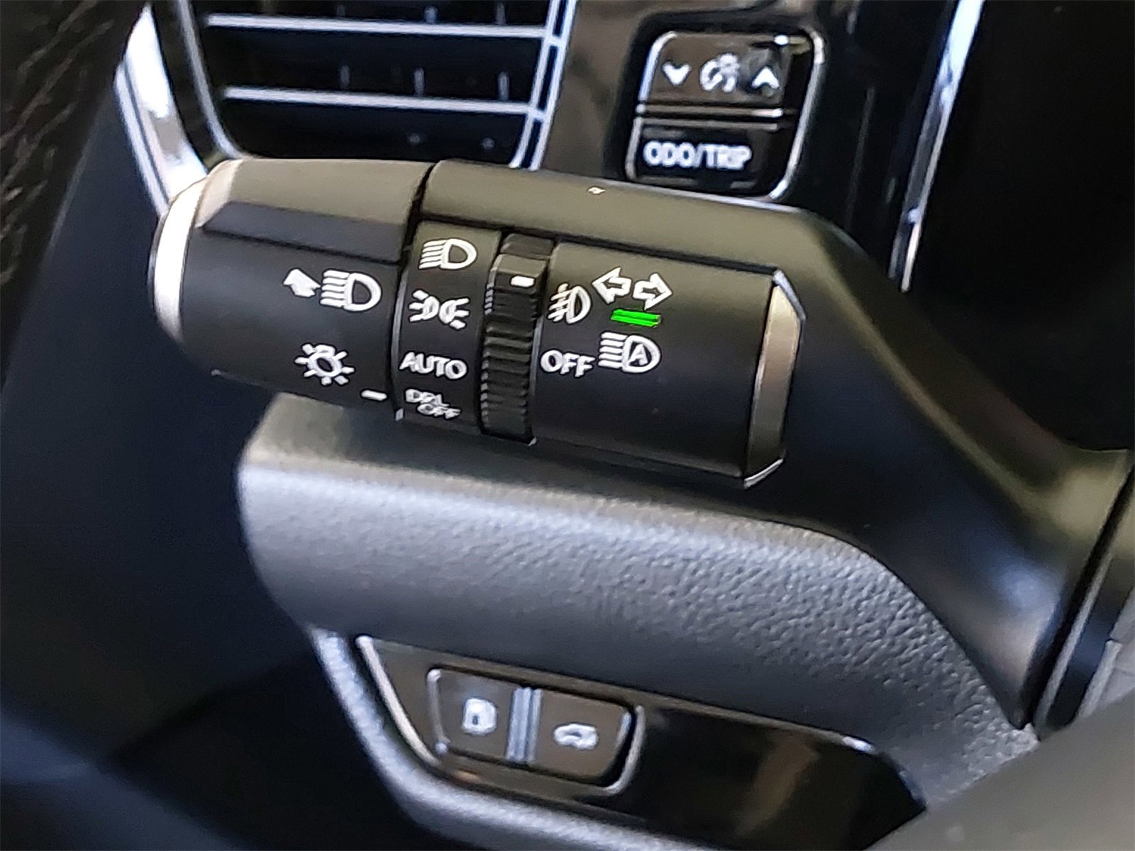 Used 2025 Lexus NX 350h AWD w/ Premium Package image 21