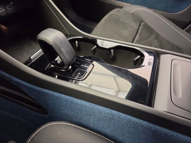 Certified 2023 Volvo C40 P8 Recharge Plus image 34