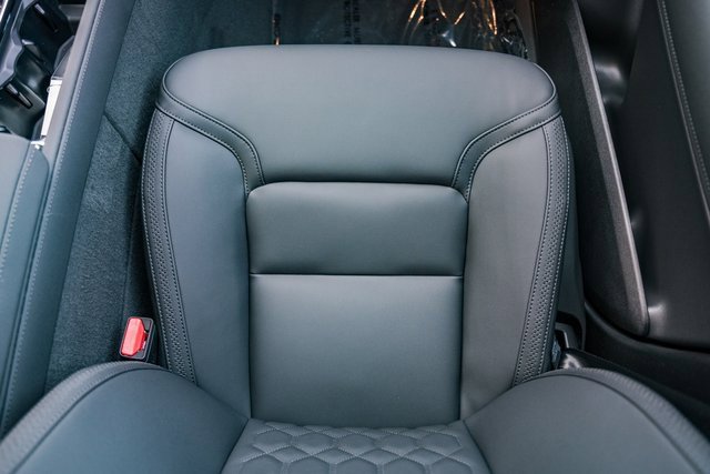 Certified 2025 Volvo XC90 T8 Plus w/ Protection Package Premier image 27