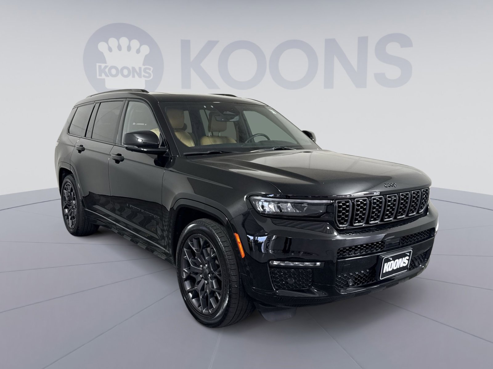 Used 2023 Jeep Grand Cherokee L Summit w/ High Altitude Package image 10