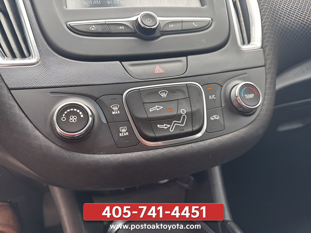 Used 2018 Chevrolet Malibu LT FWD image 22