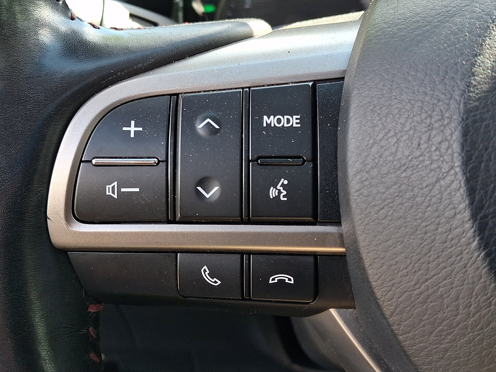 Used 2018 Lexus RX 350L Luxury w/ Accessory Package AWD/4WD image 21