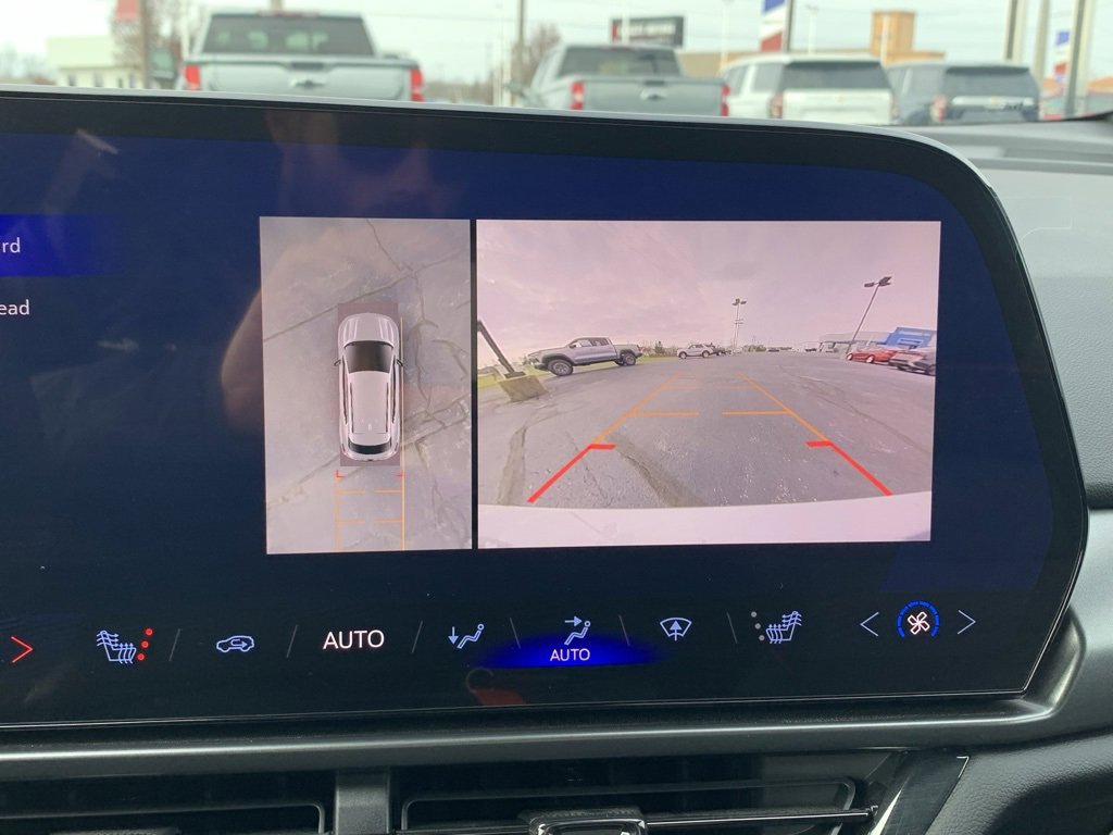 New 2024 Chevrolet Equinox EV RS image 4