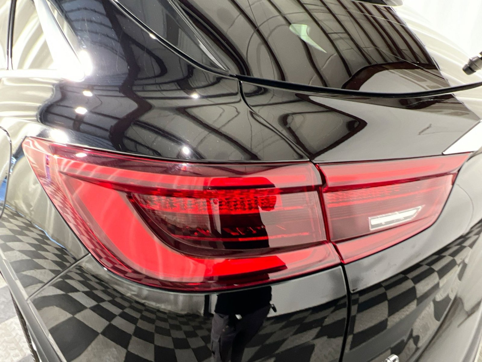 Used 2022 INFINITI QX50 Luxe image 16