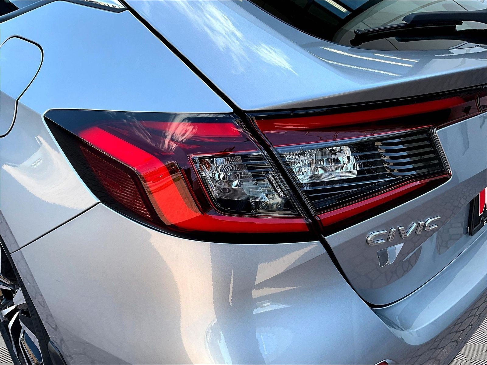 Used 2023 Honda Civic EX-L image 22