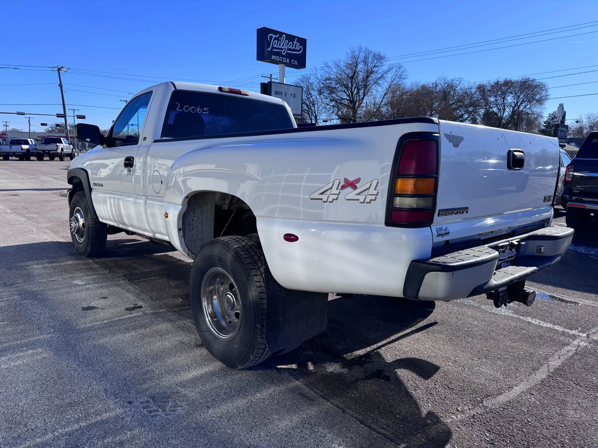 Used 2001 GMC Sierra 3500 SL image 5