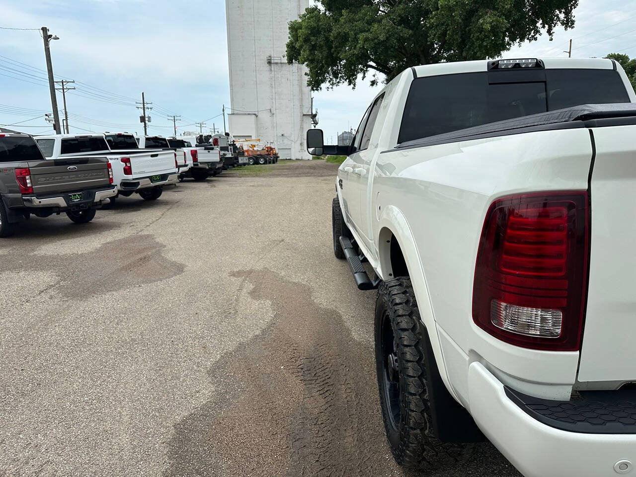Used 2017 RAM 2500 Laramie w/ Sport Appearance Group AWD/4WD image 21